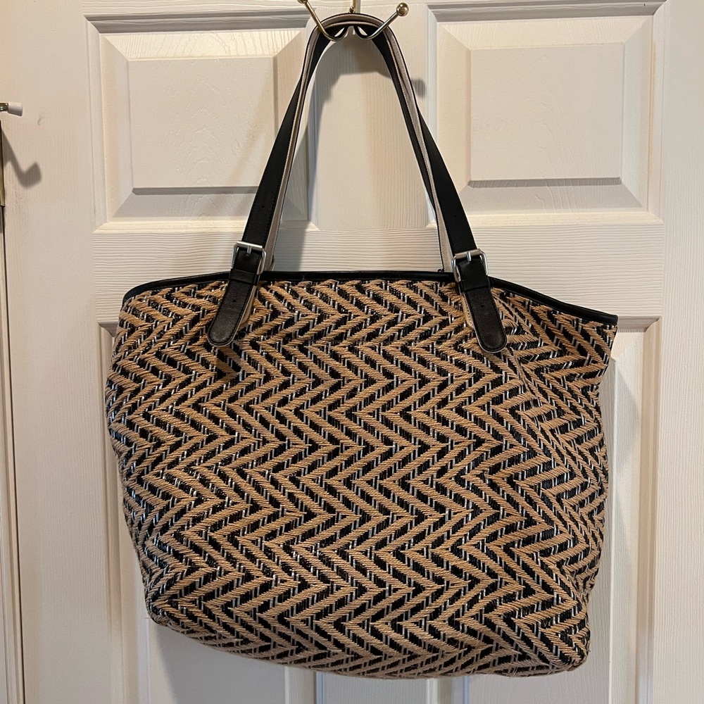TOMS Chevron Woven Straw Large Tote Bag - Picture 2 of 11